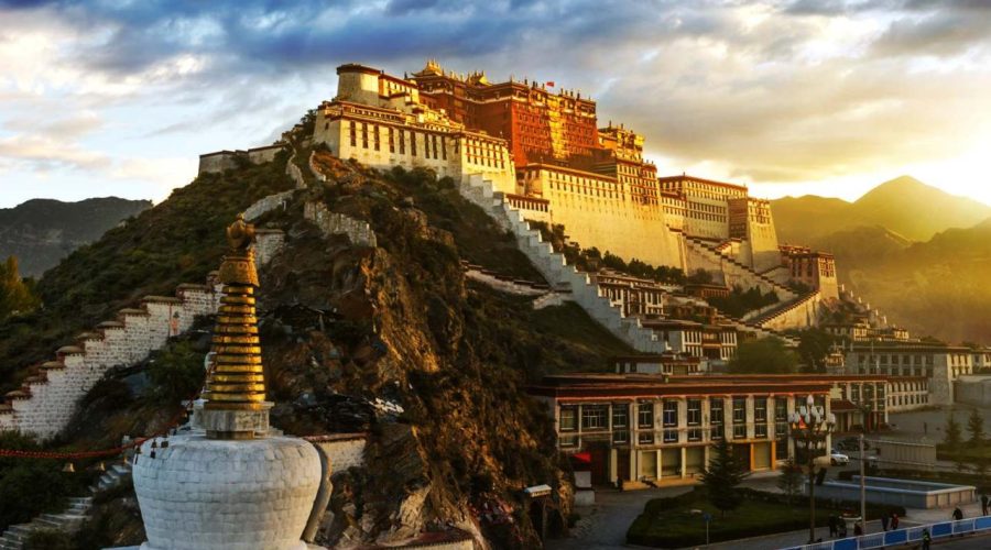 Check out: Lhasa, the heart of Tibetan culture and religion